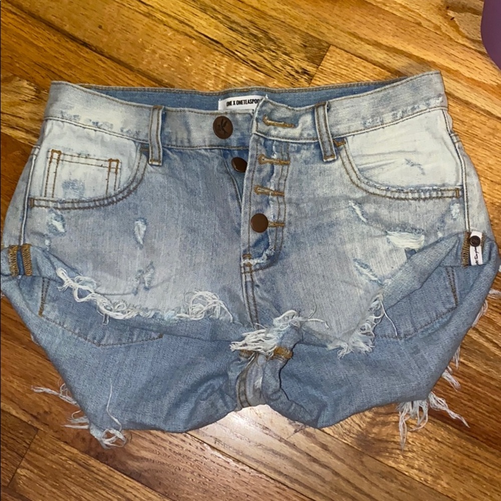 One by One Teaspoon Bandits denim shorts
